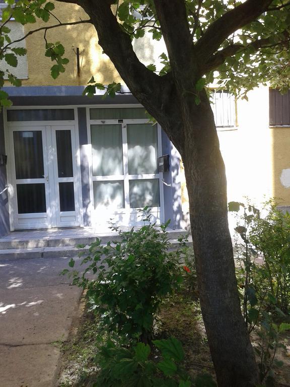 Sunset Apartman Szekesfehervar Exterior photo